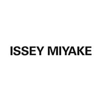 Issey Miyake internetā