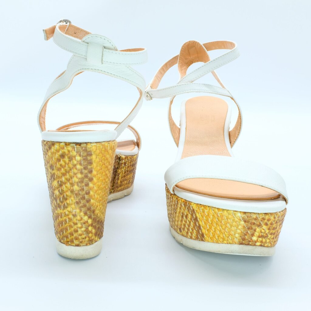 Vasaras platformas kurpes sievietēm, baltas cena un informācija | Sieviešu sandales | 220.lv