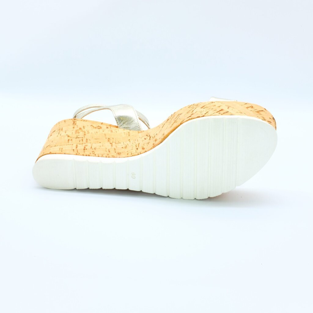 Vasaras platformas kurpes sievietēm, zelta cena un informācija | Sieviešu sandales | 220.lv