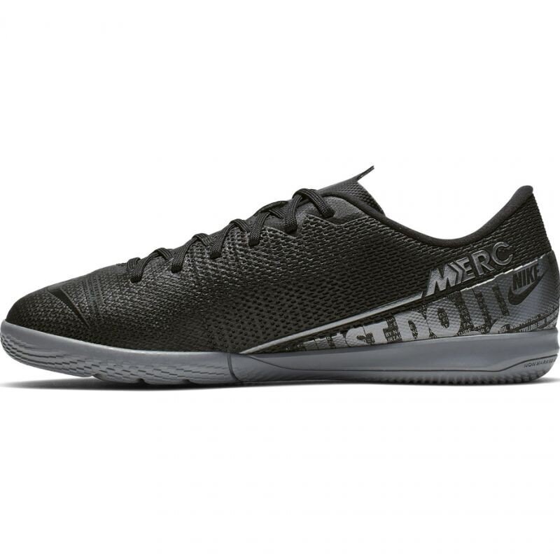 Futbola apavi zēniem Nike Mercurial Vapor 13, melni cena un informācija | Futbola apavi | 220.lv