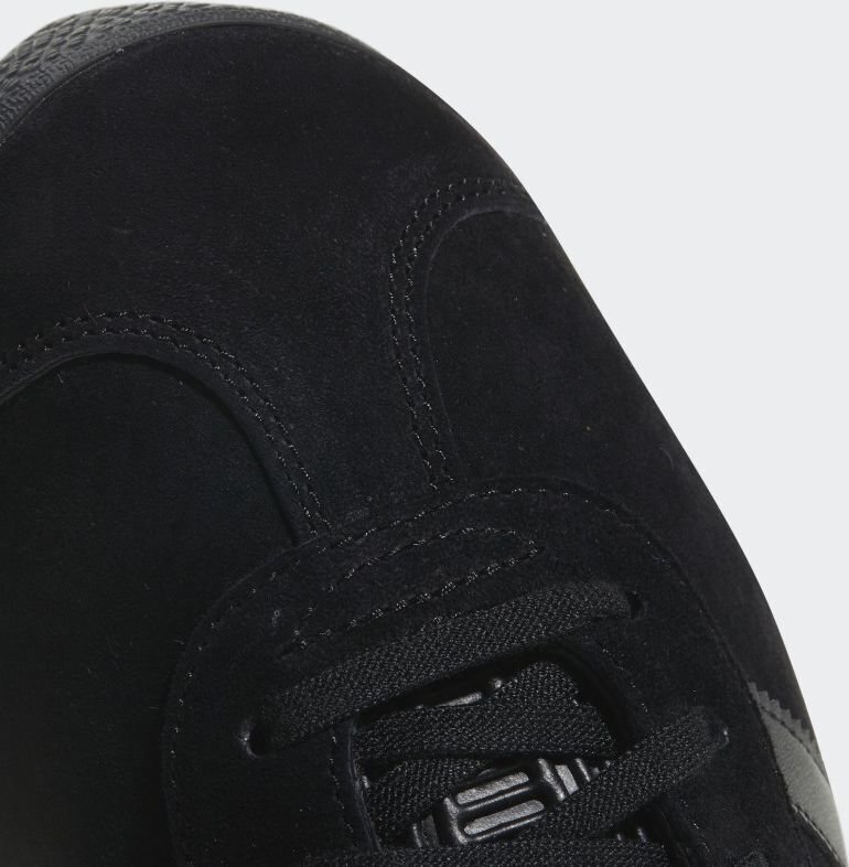 Sporta apavi vīriešiem Adidas Originals Gazelle M CQ2809, melni cena un informācija | Sporta apavi vīriešiem | 220.lv