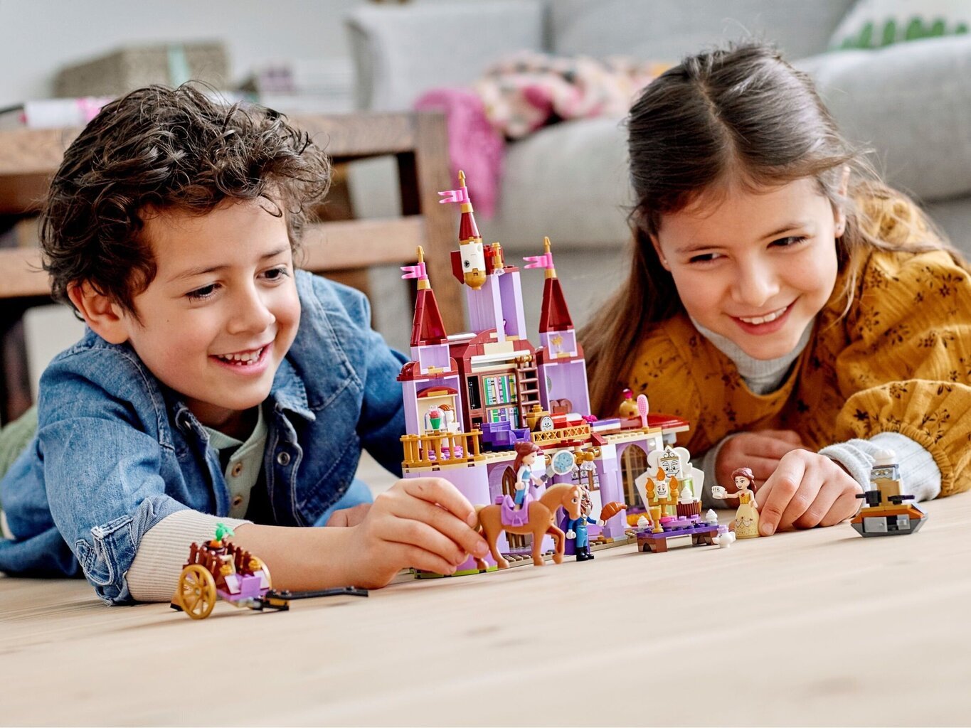 43196 LEGO® | Disney Princess Skaistules un Briesmoņa pils cena un informācija | Konstruktori | 220.lv