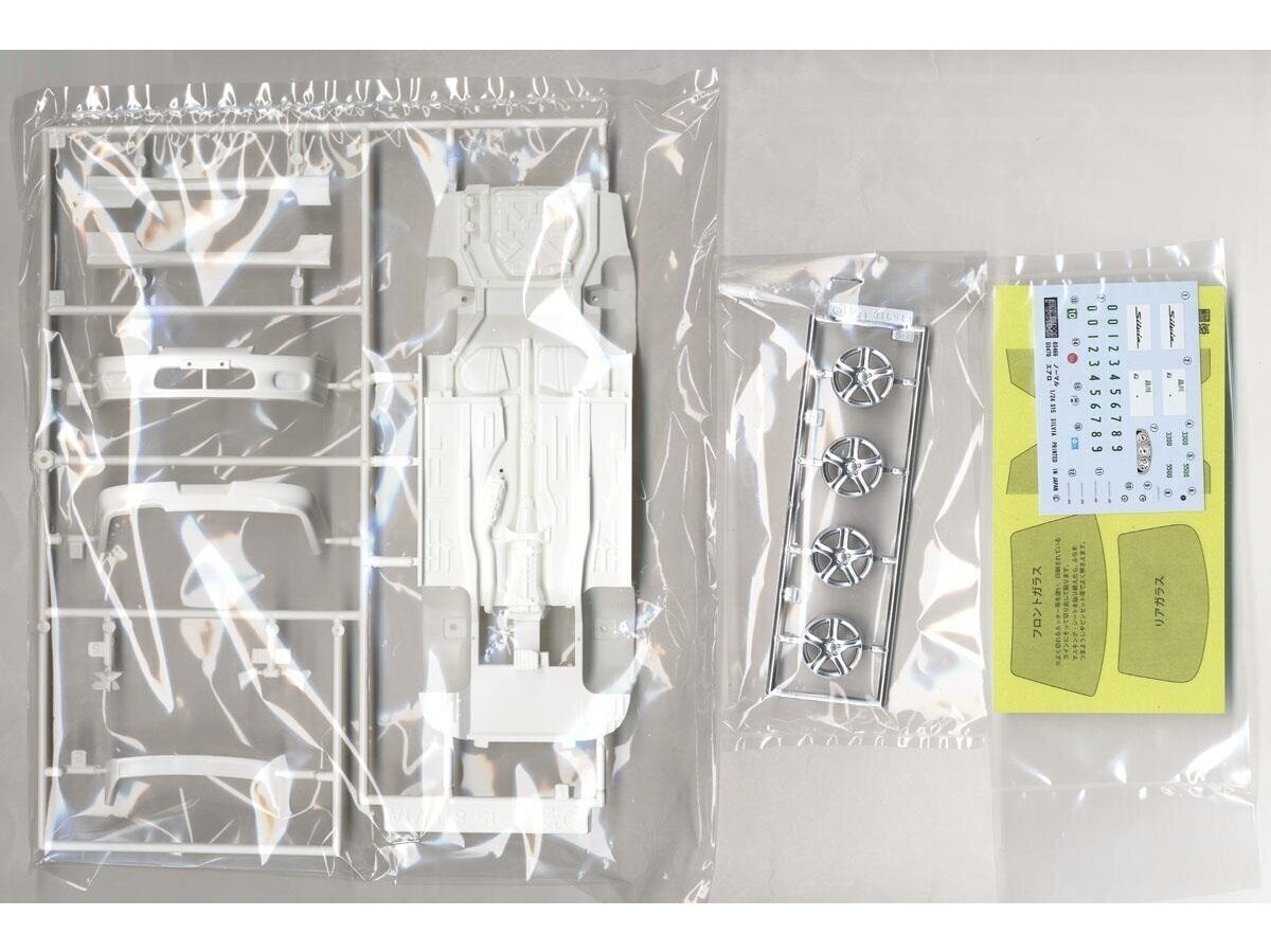 Fujimi - Nissan S15 Silvia Spec R/Aero with Window Frame Masking Stickers, 1/24, 03935 cena un informācija | Konstruktori | 220.lv