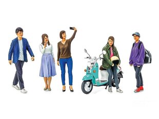 Tamiya - Campus Friends Set 2 (plus scooter), 1/24, 24356 цена и информация | Конструкторы и кубики | 220.lv