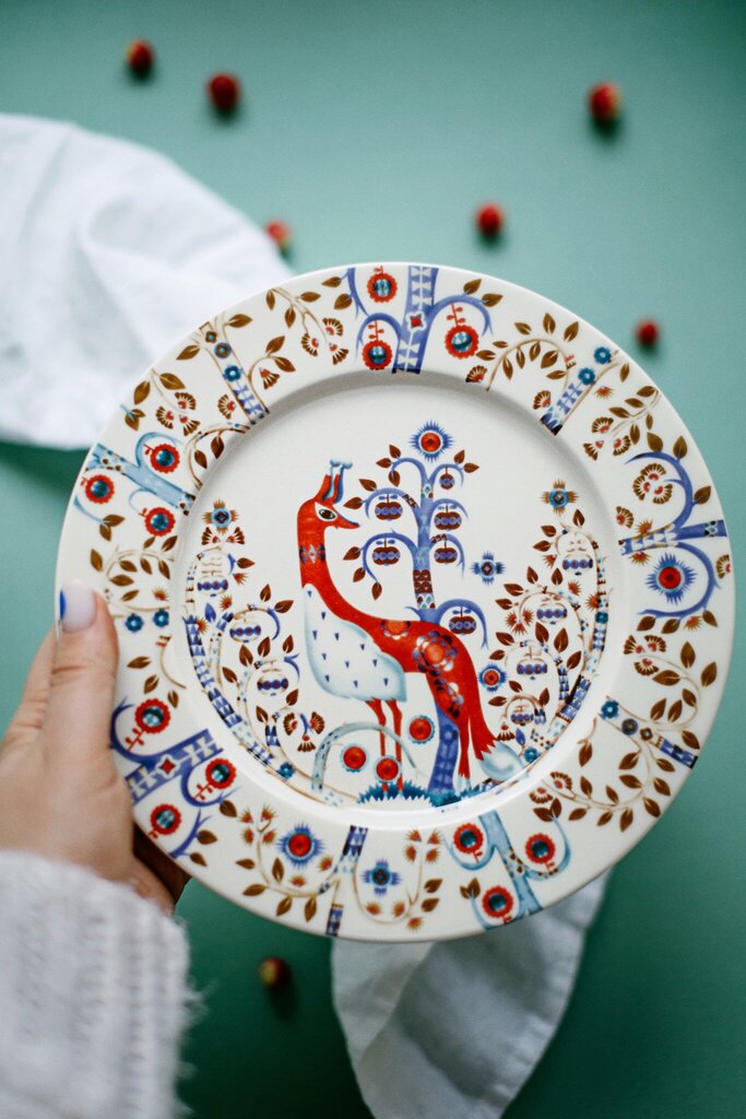 iittala Taika šķīvis 22 cm, balts cena un informācija | Trauki, šķīvji, pusdienu servīzes | 220.lv