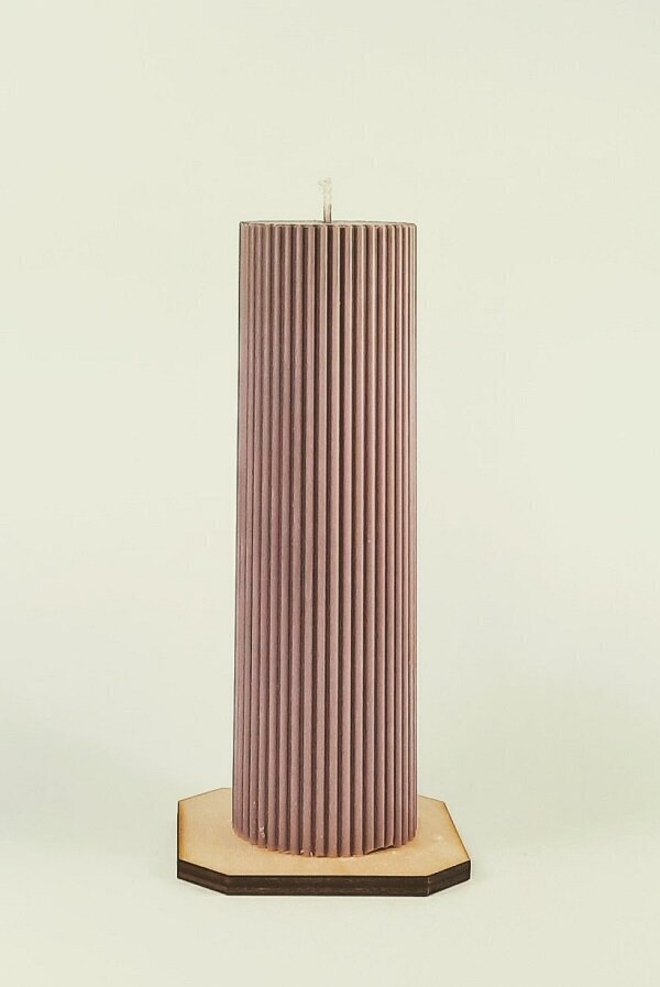 Sārta sojas vaska svece Cilindrs 5,5x19,5 cm.500 g cena un informācija | Sveces un svečturi | 220.lv
