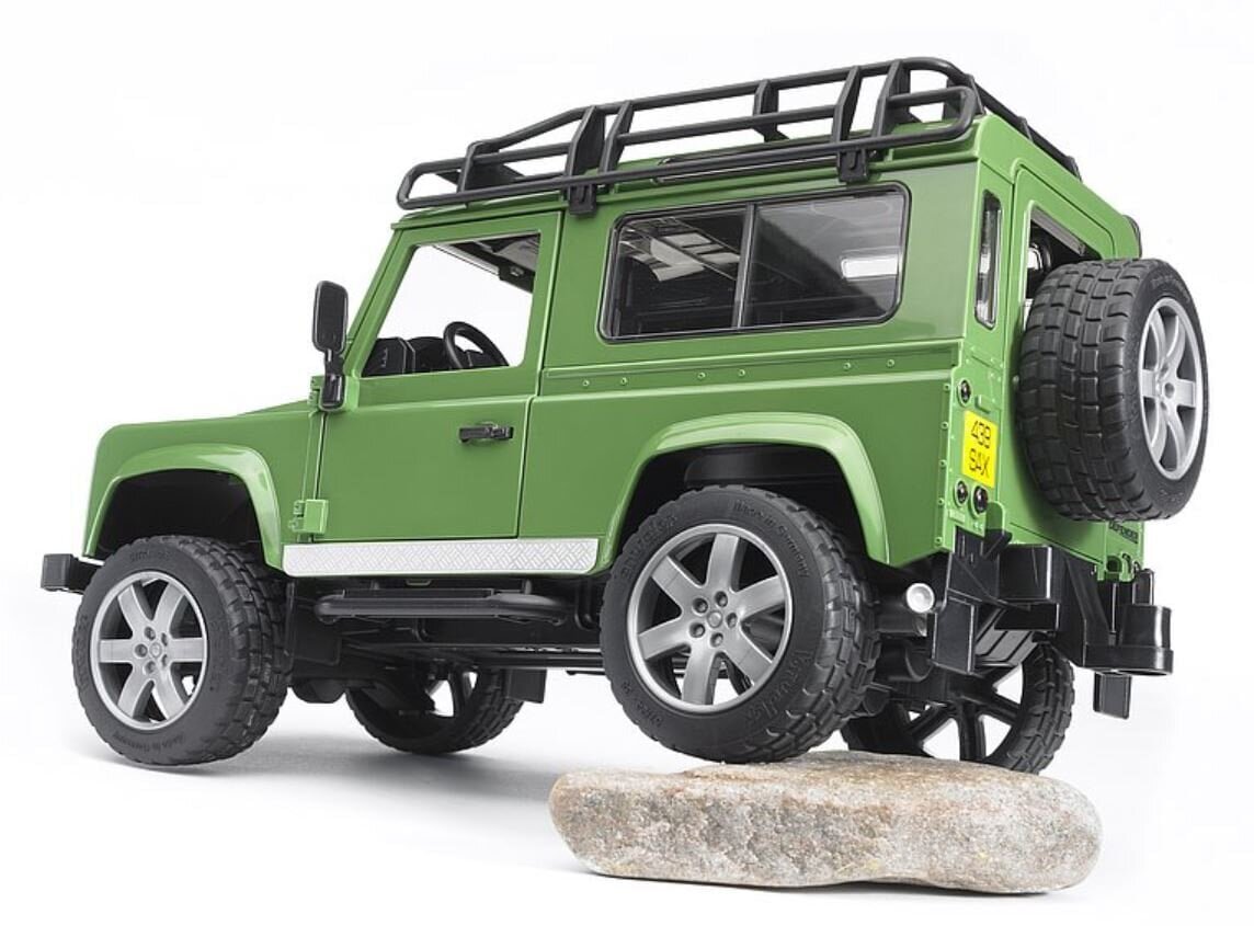 Bruder Land Rover Defender apvidus auto cena un informācija | Rotaļlietas zēniem | 220.lv