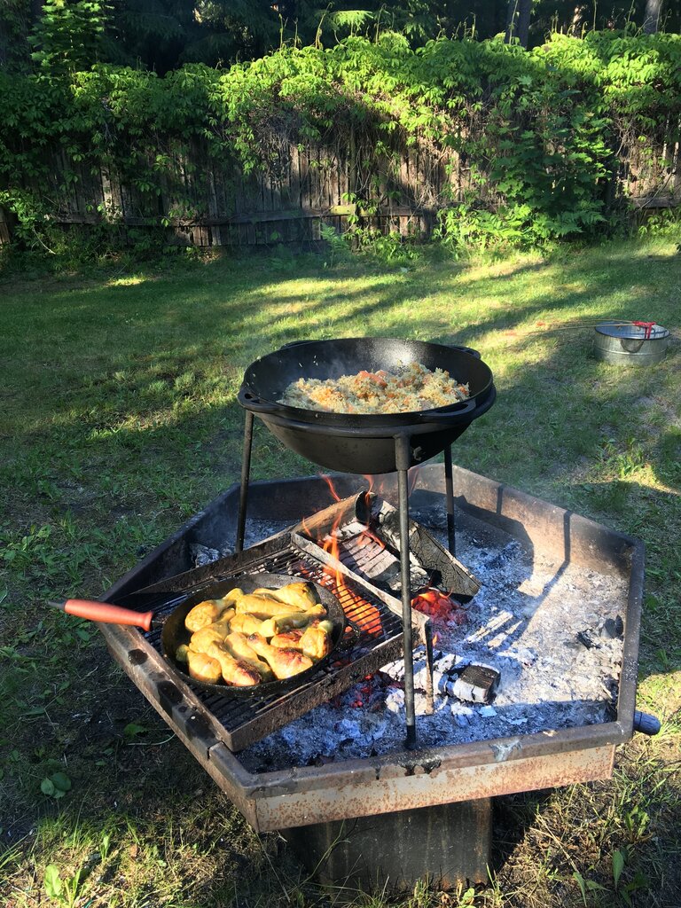 Čuguna trījkājis Syton, D30cm cena un informācija | Grila, barbekjū piederumi un aksesuāri | 220.lv