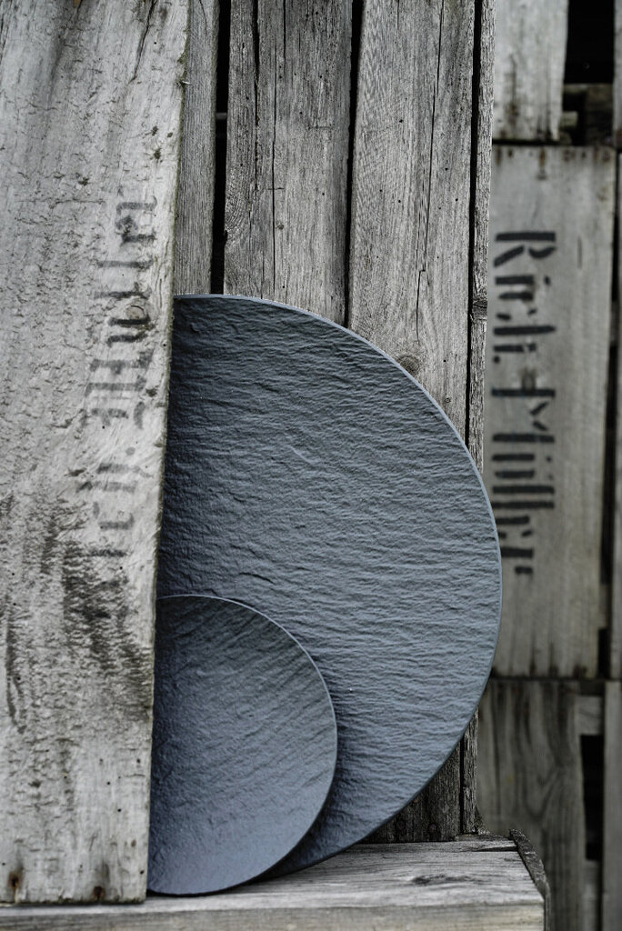 Picas šķīvis Villeroy & Boch Manufacture Rock, 32cm cena un informācija | Trauki, šķīvji, pusdienu servīzes | 220.lv