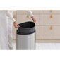 Ar pieskārienu atverama kantaina atkritumu tvertne Brabantia Touch Bin New 40L, sudraba cena un informācija | Miskastes | 220.lv