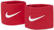 Aizsargi - Nike NK Guard Stay-II Red SE0047 610 cena un informācija | Futbola formas un citas preces | 220.lv