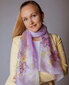 Ar rokām apgleznota zīda šalle, Violeta lilija, Igaunijas dizains cena un informācija | Sieviešu šalles, lakati | 220.lv