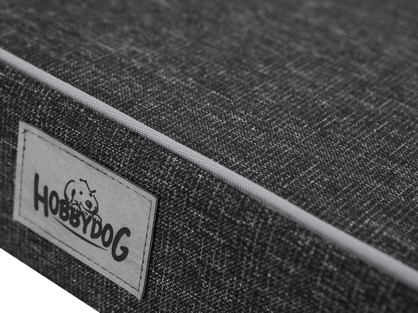 Hobbydog guļvieta Elegant Black, XL, 100x64 cm цена и информация | Suņu gultas, spilveni, būdas | 220.lv