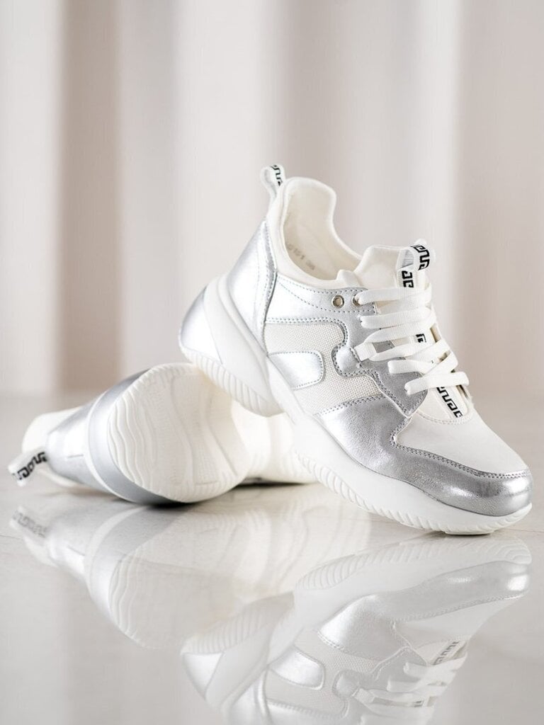 Sieviešu apavi brīvajam laikam, baltā krāsā 891221207 цена и информация | Sporta apavi sievietēm | 220.lv