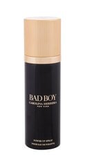 <p>Bad Boy Carolina Herrera — это восточно-пряный аромат для мужчин. Голова содержит свежий бергамот, белый и черный перец. Кедр и шалфей спрятаны в сердце. Композицию завершают ноты какао, амбрового дерева и бобов тонка. Аромат выпущен в 2019 году.</p>
 цена и информация | Мужские духи | 220.lv