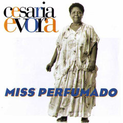 Cesaria Evora - Miss Perfumado, 2LP, vinila plate, 12" vinyl record, COLOURED VINYL cena un informācija | Vinila plates, CD, DVD | 220.lv