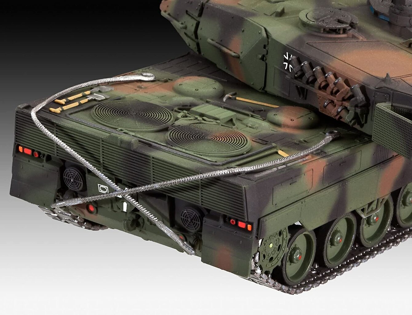 Modelis Leopard 2 A6/A6M 03180R cena un informācija | Konstruktori | 220.lv