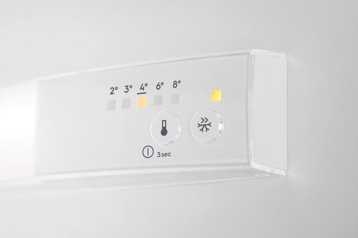 Electrolux LFB3AF82R iebūvējams ledusskapis ar saldētavu, 81.90 cm цена и информация | Ledusskapji | 220.lv