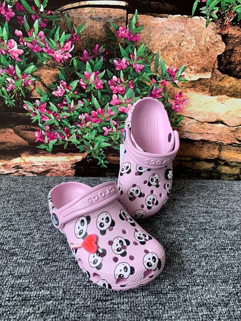 Crocs Classic Panda Print Clog Jr цена и информация | Gumijas klogi bērniem | 220.lv