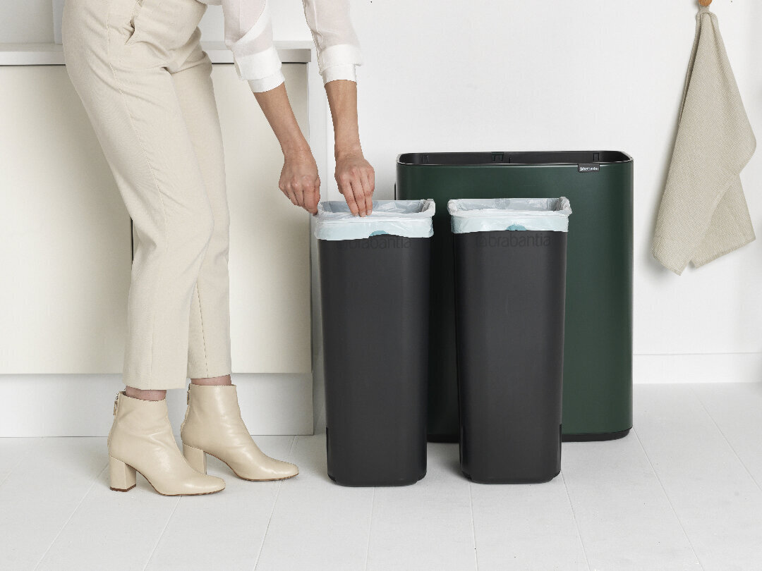 Brabantia Bo touch Bin atkritumu tvertne, 2x30L, Pine Green cena un informācija | Miskastes | 220.lv