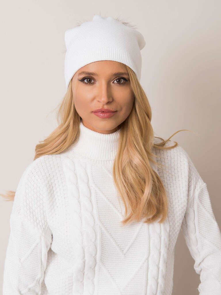 RUE PARIS Balta ziemas cepure cena un informācija | Sieviešu cepures | 220.lv