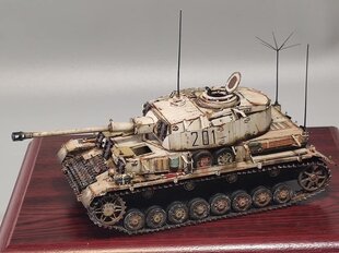 Border Model - Pz.Beob.Wg. IV Ausf. J w/Commander&Infantry, 1/35, BT-006 цена и информация | Kонструкторы | 220.lv