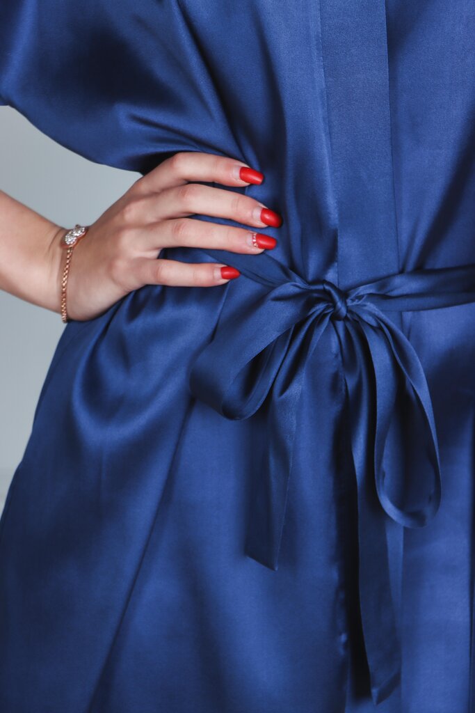 Sieviešu zīda halāts ar mežģīnēm, zils cena un informācija | Sieviešu halāti | 220.lv