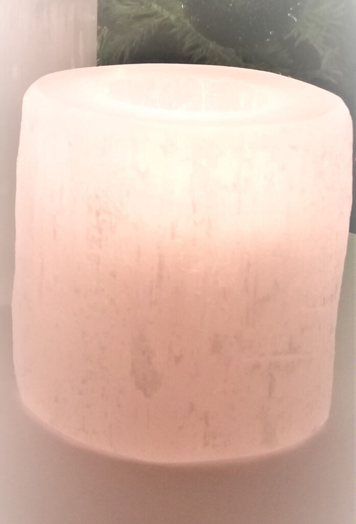 Svečturis no selenīta kristāla Awgifts, 800 g cena un informācija | Sveces un svečturi | 220.lv