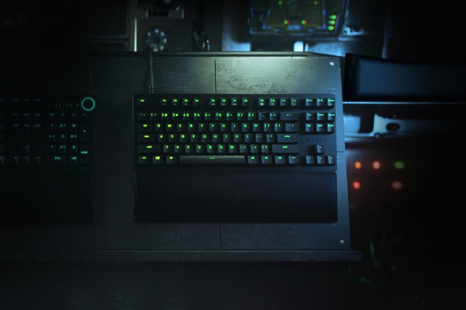 Tastatūra Razer Huntsman V2 Red Switch (SWE) cena un informācija | Klaviatūras | 220.lv