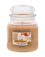 Ароматическая свеча Yankee Candle Freshly Tapped Maple 411 г цена и информация | Подсвечники, свечи | 220.lv