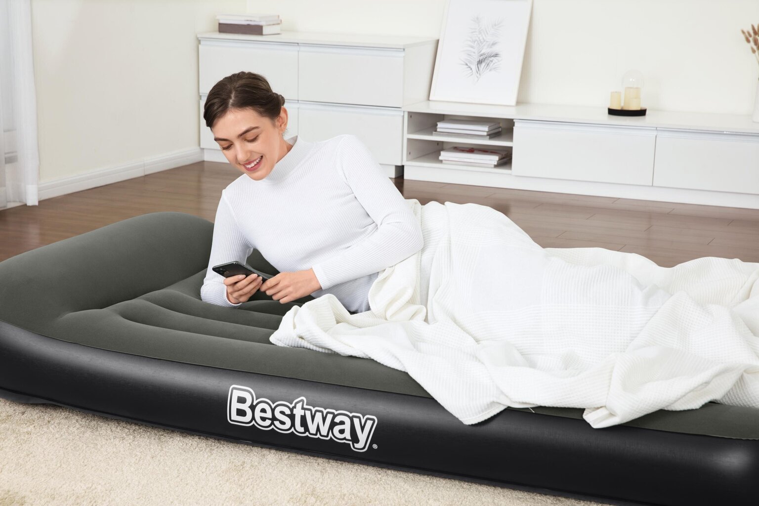 Piepūšamais matracis Bestway Tritech Airbed Twin, 188x99x30 cm, ar integrētu pumpi cena un informācija | Piepūšamie matrači un mēbeles | 220.lv