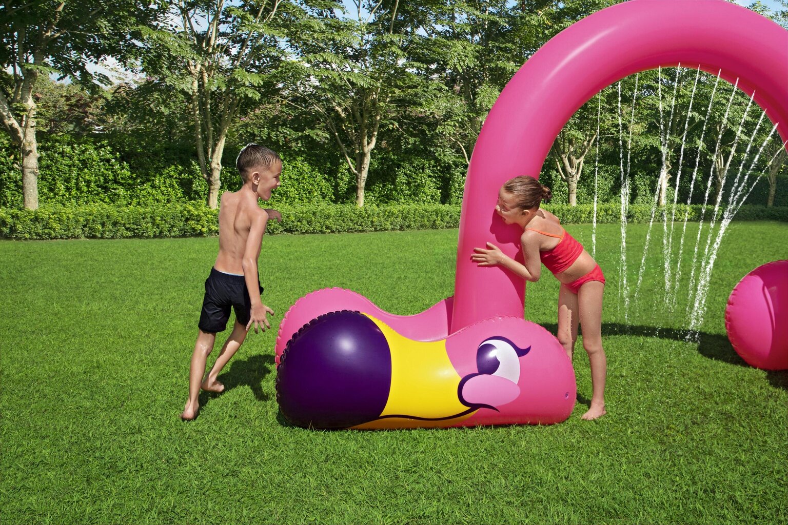 Piepūšamais ūdens smidzinātājs Bestway Jumbo Flamingo, 340x192 cm cena un informācija | Piepūšamās rotaļlietas un pludmales preces | 220.lv