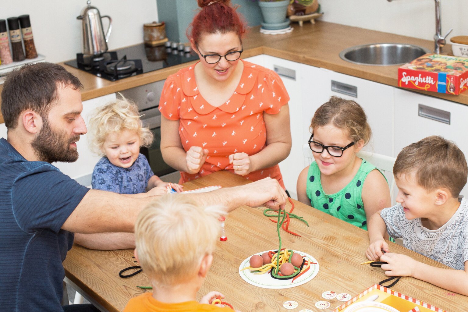 Galda spēle Spaghetti EE, LV, LT, RU cena un informācija | Galda spēles | 220.lv