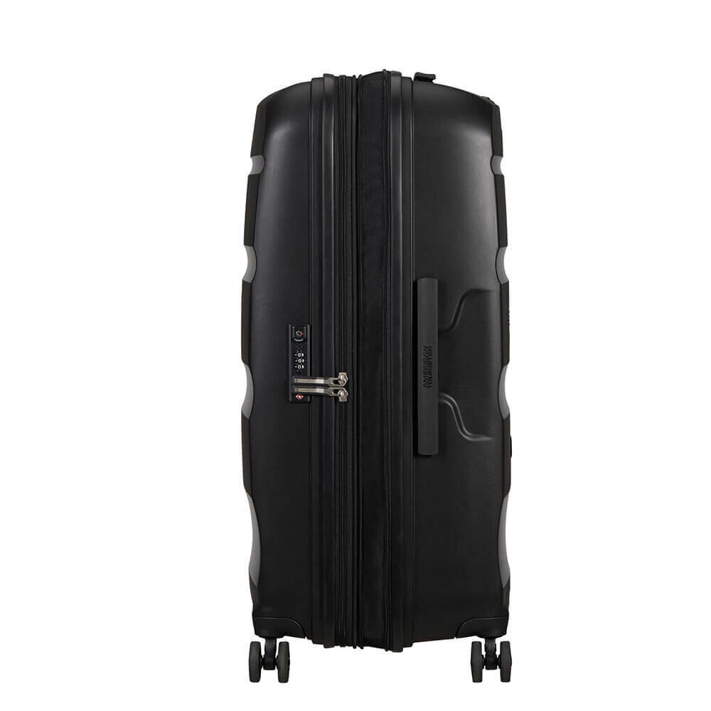 American Tourister vidējā lieluma ceļojumu koferis Bon Air DLX Spinner Expandable 66 cm, melns цена и информация | Koferi, ceļojumu somas | 220.lv