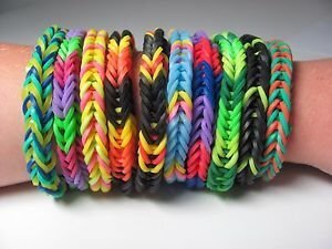 Krāsainu silikona aproču izgatavošanas komplekts Rainbow Loom цена и информация | Attīstošās rotaļlietas | 220.lv