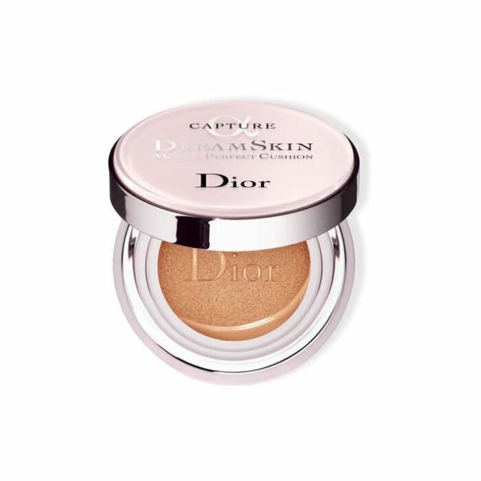 Kompakts pūderis - grima pamata papildinājums Christian Dior Advanced Moisture Cushion Refil SPF50 020 Light Beige, 15 g цена и информация | Grima bāzes, tonālie krēmi, pūderi | 220.lv