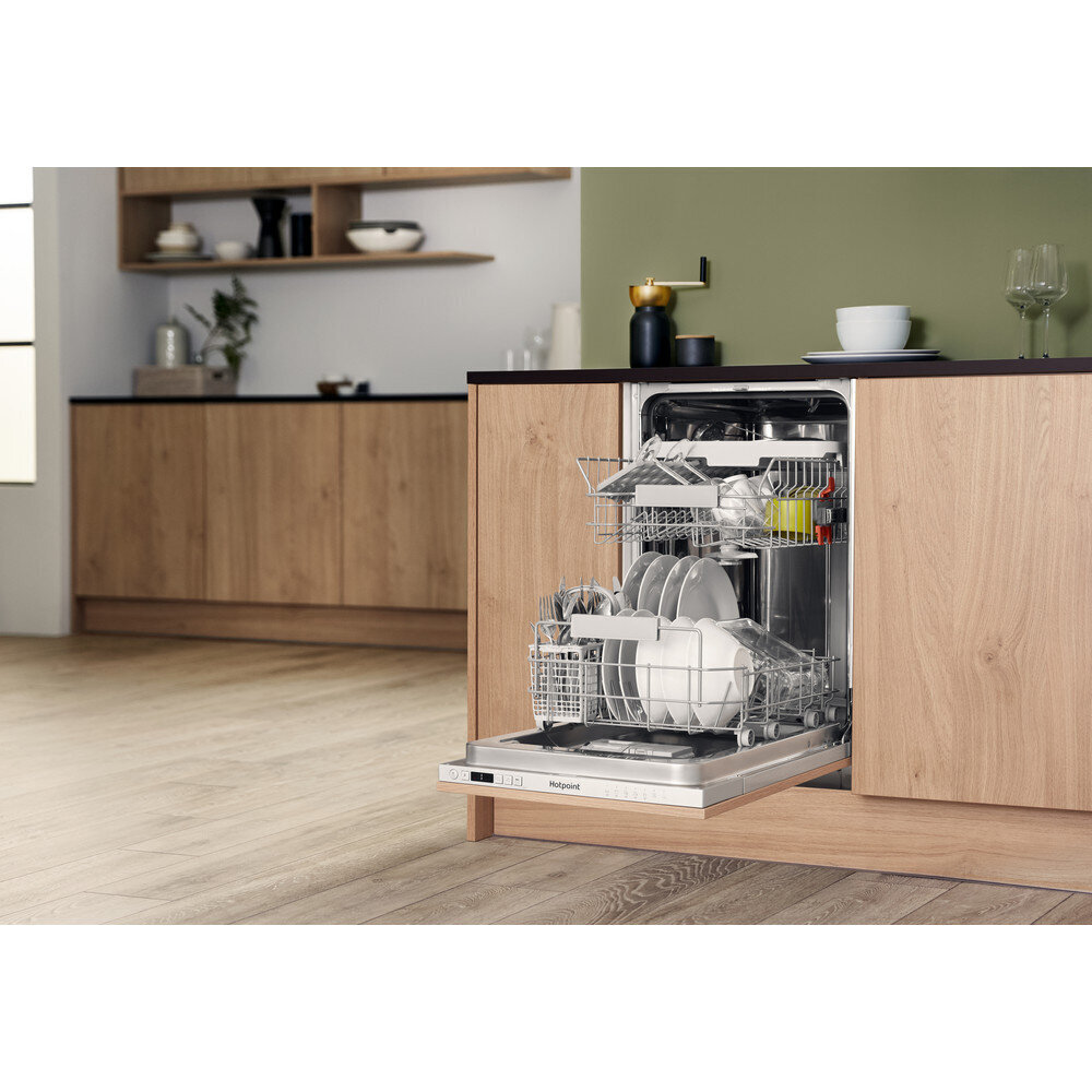 Hotpoint-Ariston HSIC3M19, iebūvējama trauku mazgājamā mašīna, 10 kompl, 45 cm cena un informācija | Trauku mazgājamās mašīnas | 220.lv