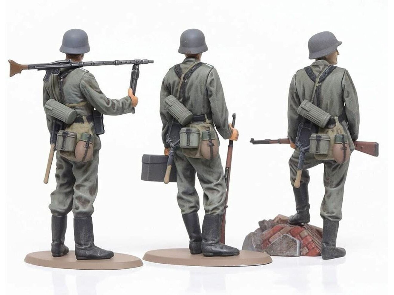Tamiya - WWII Wehrmacht Infantry Set, 1/48, 32602 cena un informācija | Konstruktori | 220.lv