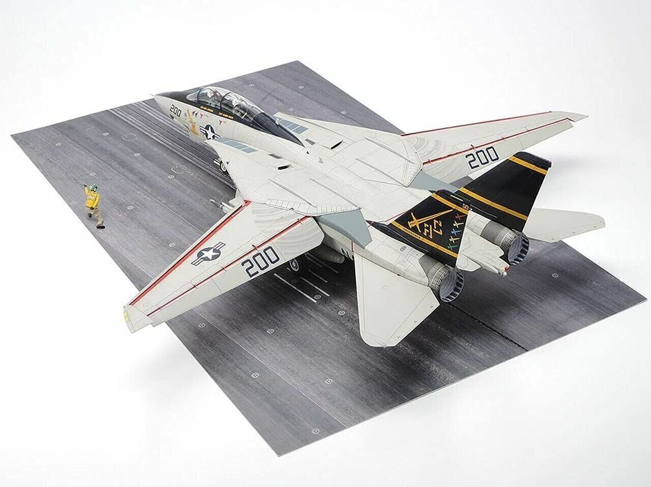 Tamiya - Grumman F-14A Tomcat (Late Model) Carrier Launch Set, 1/48, 61122 cena un informācija | Konstruktori | 220.lv