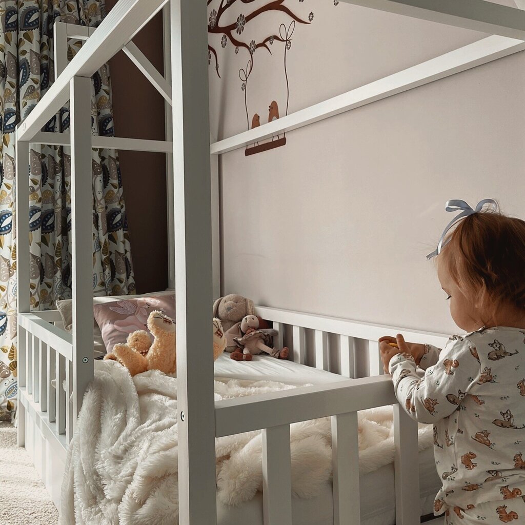 Bērnu “Namiņgulta”, 90 cm x 18 0cm x H 175 cm, balta, Folkland Home cena un informācija | Bērnu gultas | 220.lv