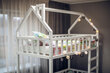 Bērnu “Namiņgulta” divstāvu, 90 cm x 190 cm x H204 cm, balta, Folkland Home cena un informācija | Bērnu gultas | 220.lv