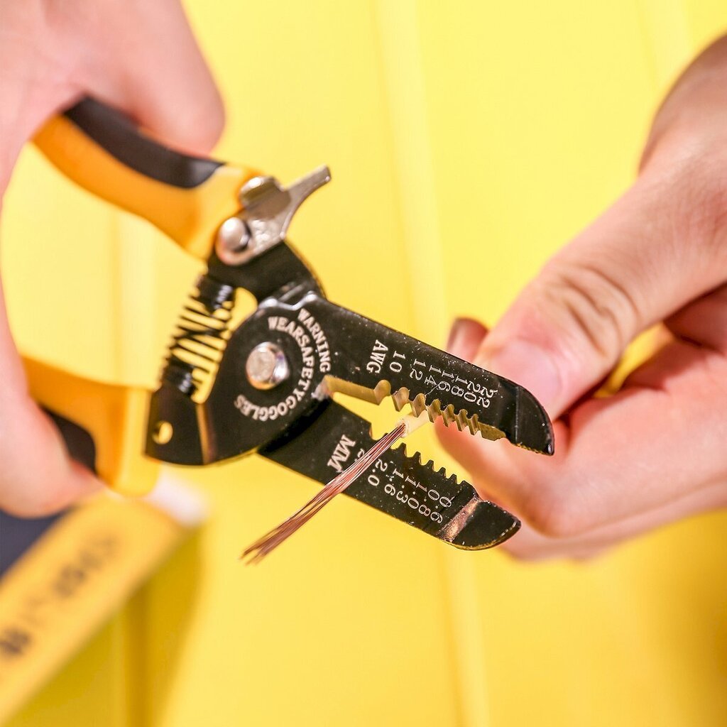 Wire Stripper 0.6-2.6mm Deli Tools EDL2607 (black&yellow) cena un informācija | Instrumentu kastes | 220.lv