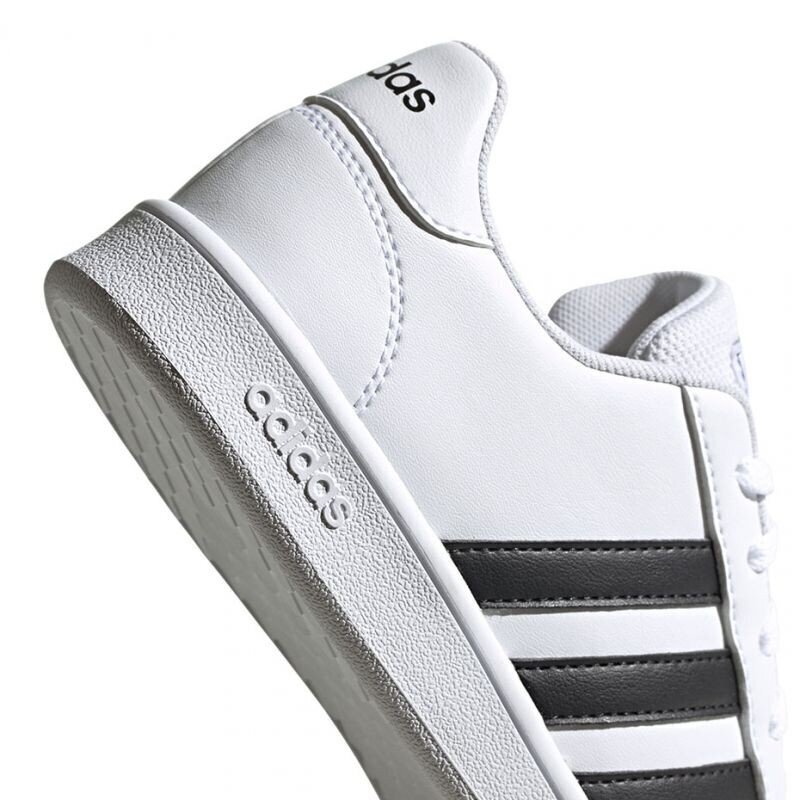 Sporta apavi zēniem Adidas Grand Court K, balti EF0103 cena un informācija | Sporta apavi bērniem | 220.lv