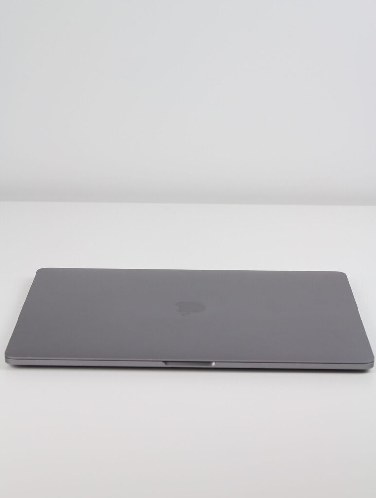 MacBook Pro 2017 Retina 15" 4xUSB-C - Core i7 2.8GHz / 16GB / 256GB SSD / SWE / Space Gray (lietots, stāvoklis A) cena un informācija | Portatīvie datori | 220.lv