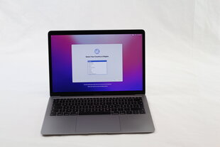 MacBook Air 2018 Retina 13" - Core i5 1.6GHz / 8GB / 128GB SSD / SWE / Space Gray (lietots, stāvoklis A) цена и информация | Ноутбуки | 220.lv