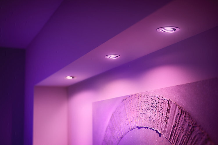 Philips Hue iebūvējams punktu gaismeklis Centura цена и информация | Iebūvējamās lampas, LED paneļi | 220.lv