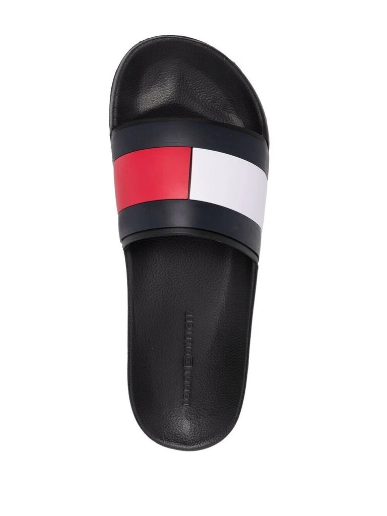 TOMMY HILFIGER vīriešu melnas čības RUBBER FLAG POOL SLIDE cena un informācija | Vīriešu iešļūcenes, čības, sandales | 220.lv