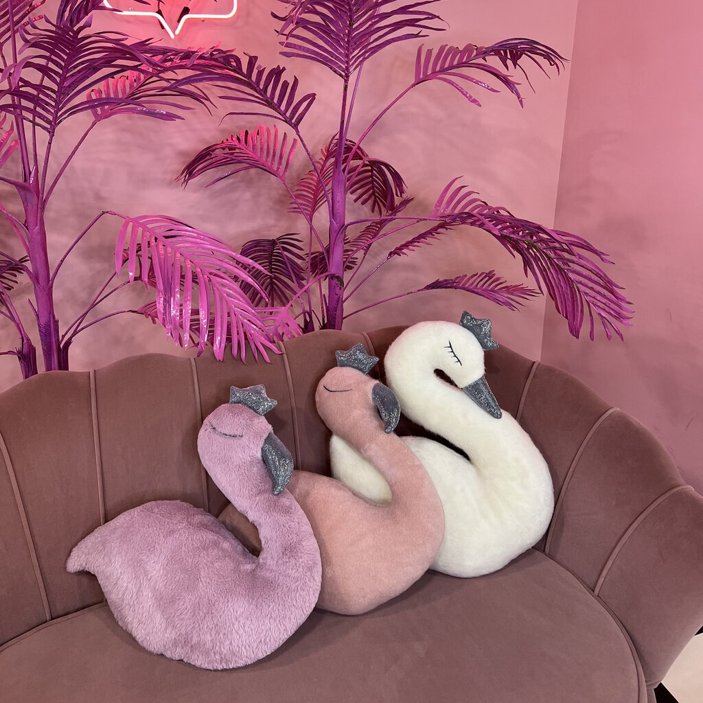 Ar rokām darināta mīksta rotaļlieta Flamingo, rozā cena un informācija | Mīkstās (plīša) rotaļlietas | 220.lv