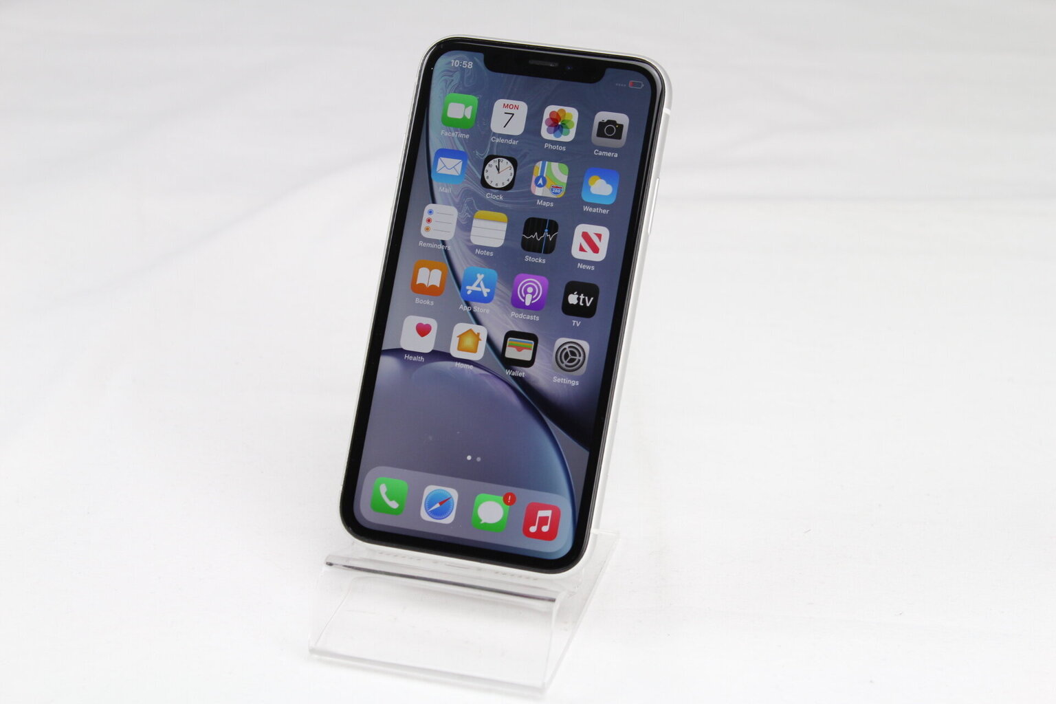 iPhone XR 64GB White (lietots, stāvoklis A) cena un informācija | Mobilie telefoni | 220.lv