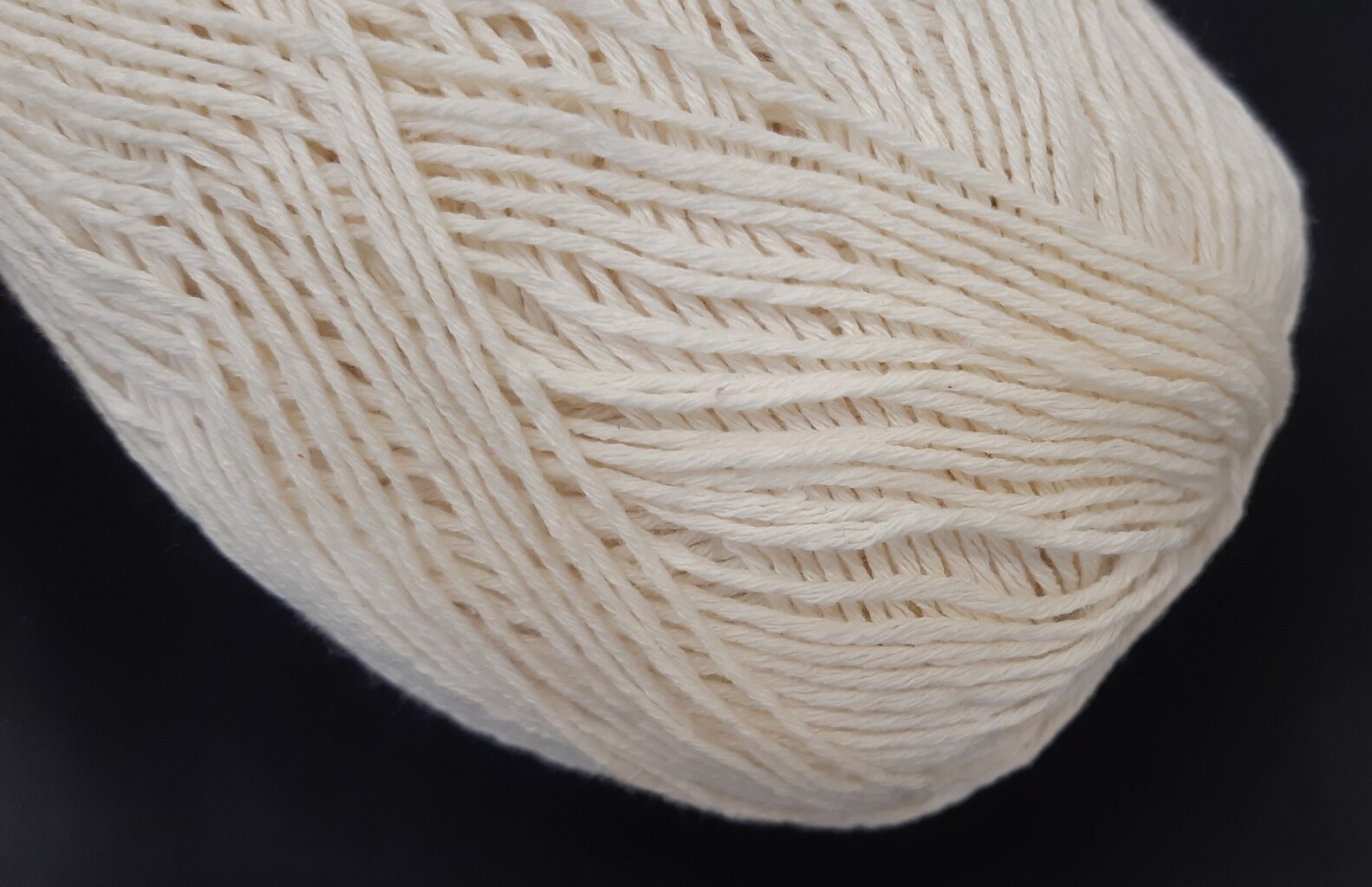 Adīšanas dzija Lanoso Natural Cotton; krāsa balta 901L cena un informācija | Adīšana | 220.lv